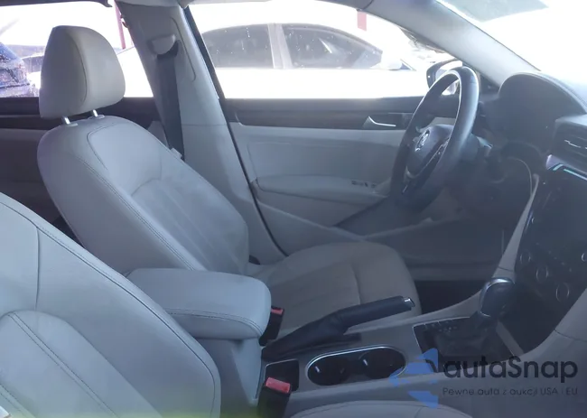 1VWCA7A31LC020544: 44086734