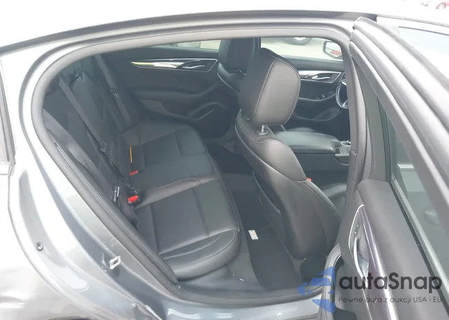 1G6DM5RK9L0136674: 44086804