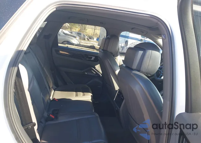 WP1AA2AY1MDA04010: 44086807