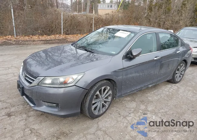 1HGCR2F57FA210214: 44086813