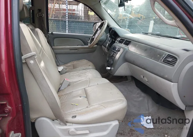 1GNFC13097J228562: 44086861