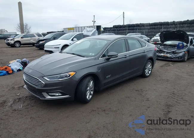 3FA6P0SU1JR123349: 44086876