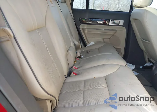 2LMDJ8JC4ABJ33561: 44086882