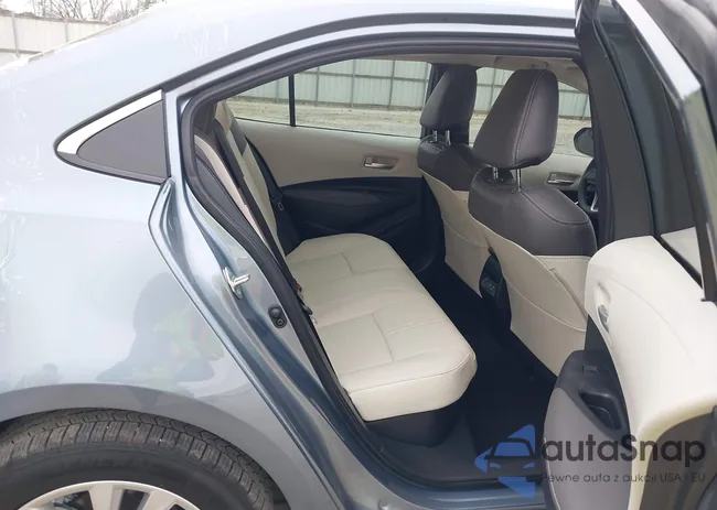 JTDBCMFE8RJ028128: 44086892