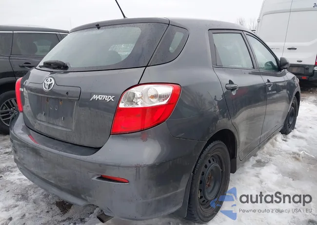 2T1KU4EE1AC212681: 44086981