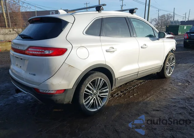 5LMTJ2AH2FUJ41592: 44087001