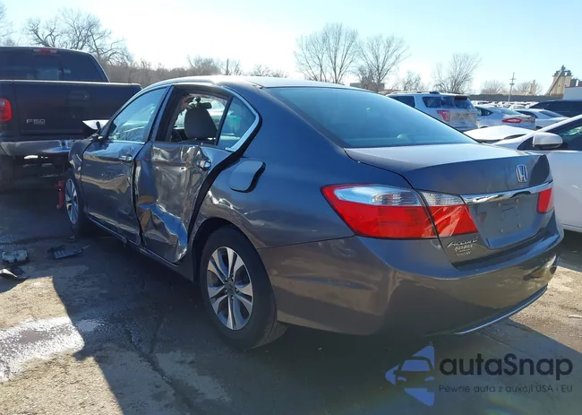 1HGCR2F34FA199588: 44087009