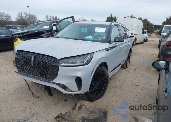 5LM5J7XC1SGL23214: 44087040