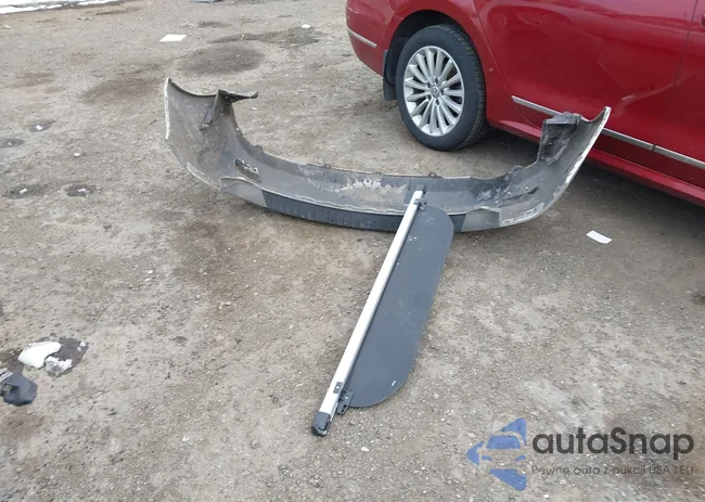 JF1GH6B65BH820614: 44087063