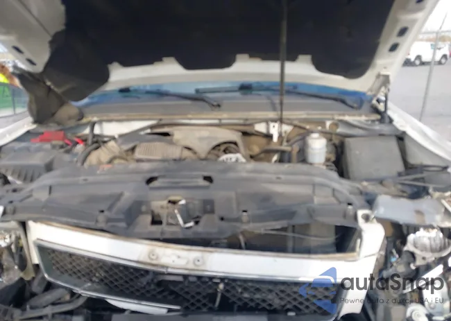 1GNSCAE09BR320826: 44087075