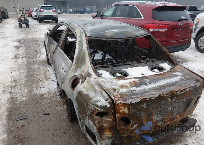 JTDBL40E199053740: 44087104