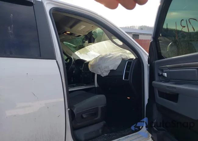 3C6RR7LT0LG182768: 44087131