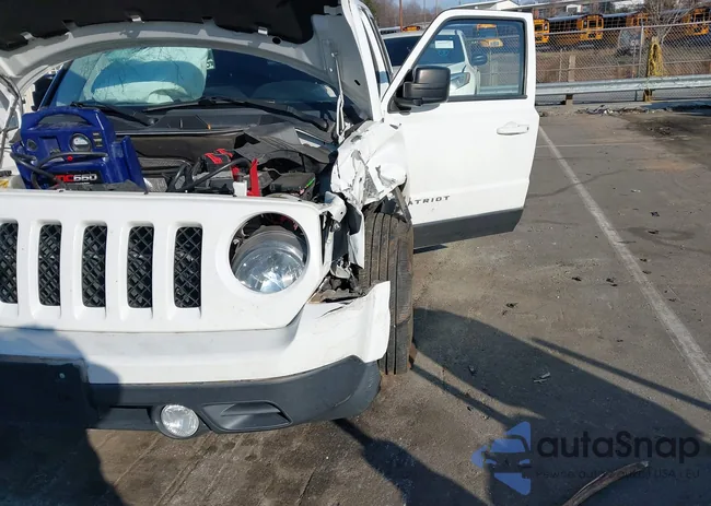 1C4NJRFB1GD758772: 44086233