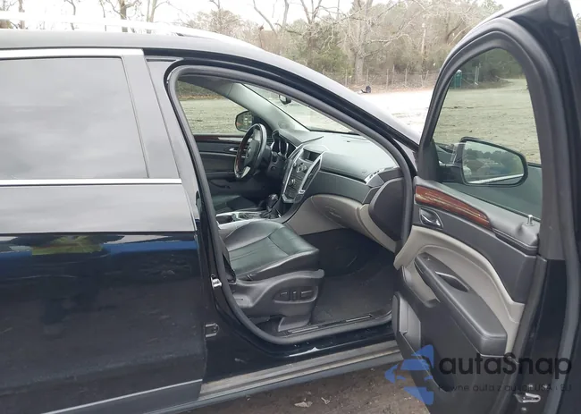 3GYFNAEY3BS556938: 44086347