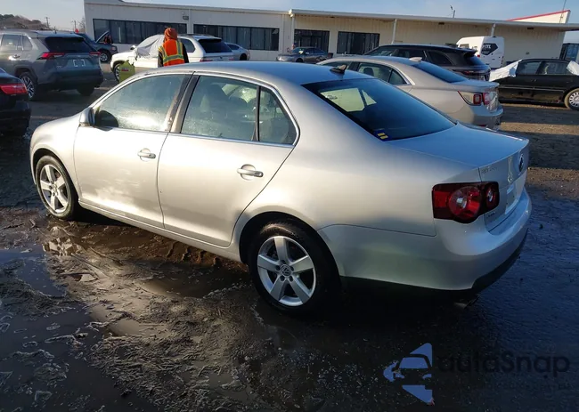 3VWRM71K49M082472: 44086408