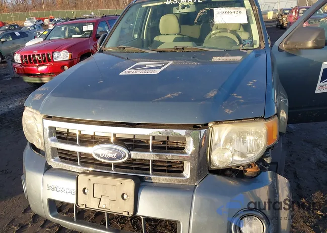 1FMCU9DG9AKD24384: 44086420