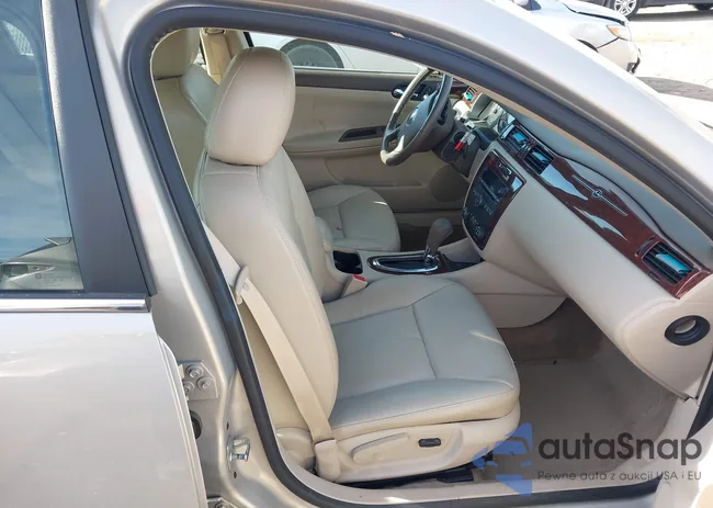 2G1WT58K689281817: 44086530