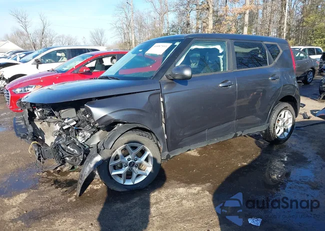 KNDJ23AU2M7751096: 44087593