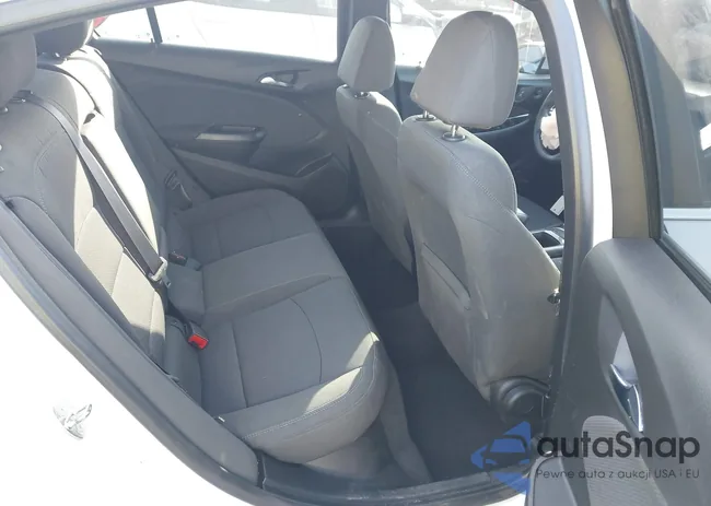 1G1BE5SM4J7246946: 44087634