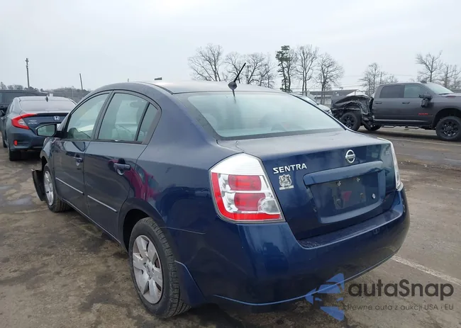 3N1AB61E19L647831: 44087652