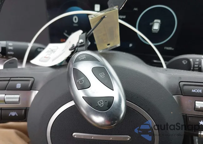 KM8HC3AB1SU231928: 44087733