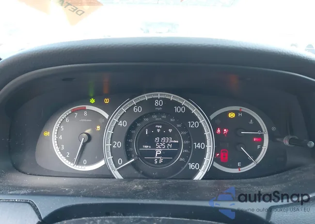 1HGCR3F82FA008686: 44087772