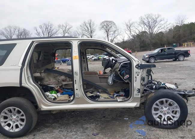 1GKS1AKC1FR675268: 44087779