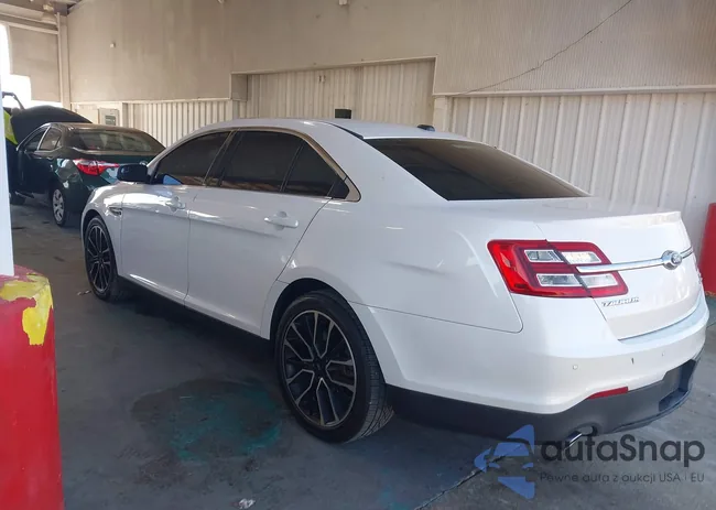 1FAHP2E86JG135426: 44087780