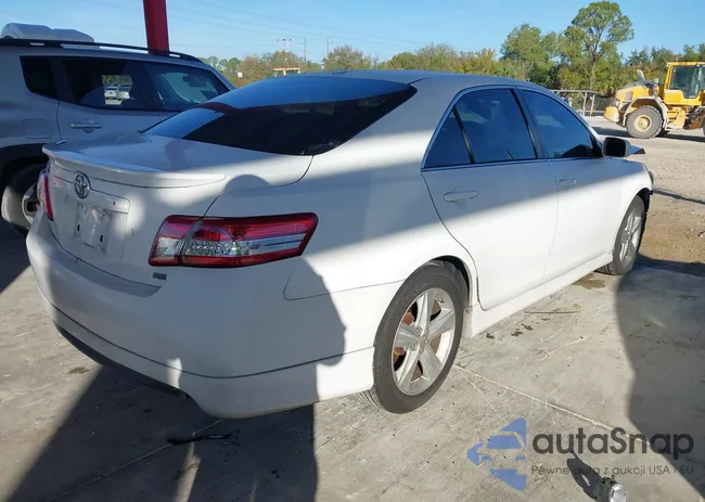 4T1BF3EK4AU524146: 44087802