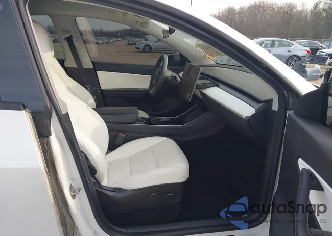 5YJYGDED7MF103408: 44087810