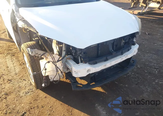 JM3KE4CY7E0384652: 44087848