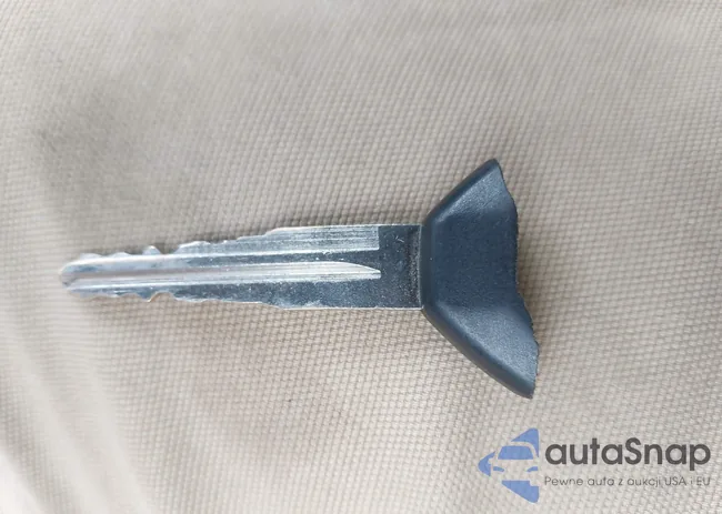 ML32A3HJ8FH056415: 44087870