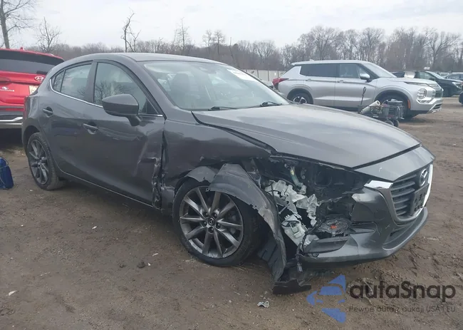 3MZBN1L35JM247788: 44087901