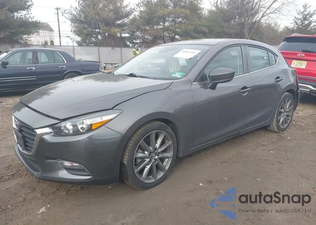 3MZBN1L35JM247788: 44087901