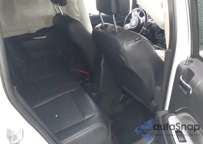 1C4NJDEB4GD631311: 44087906