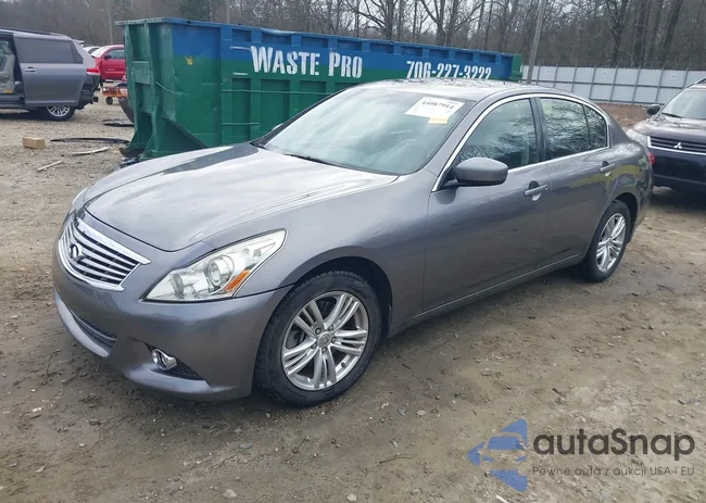 JN1CV6AR8DM350038: 44087914