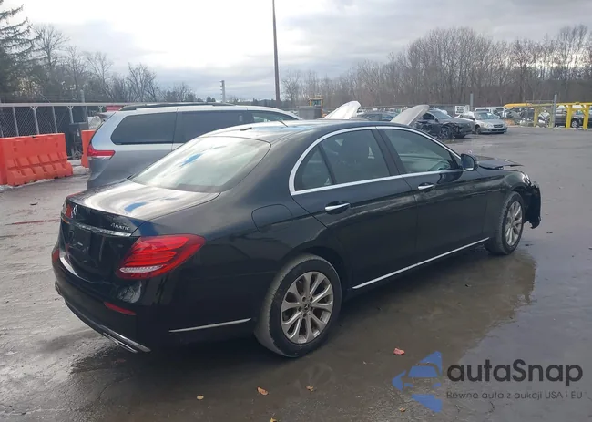 WDDZF4KB3KA657101: 44087933