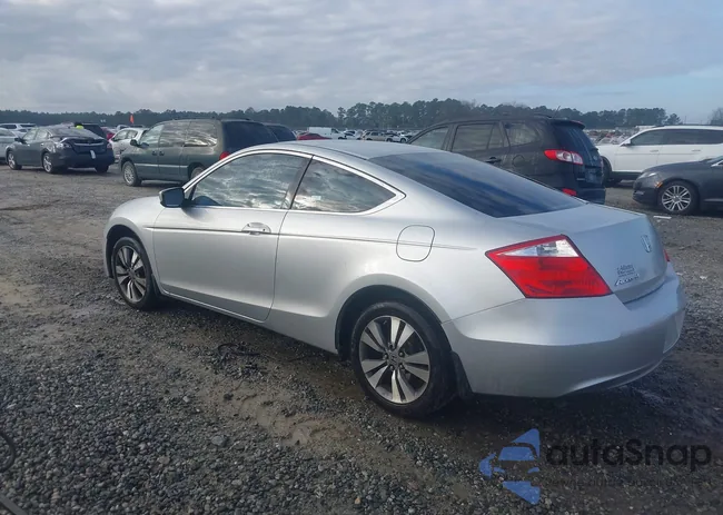 1HGCS123X9A019832: 44087962