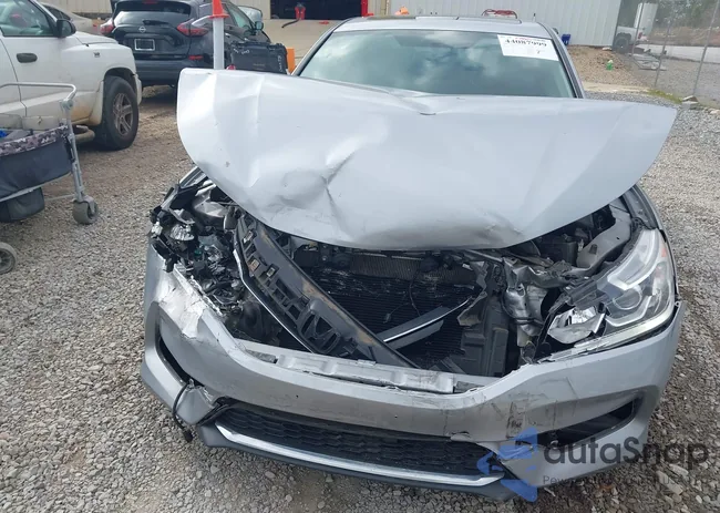 1HGCR2F79HA132779: 44087999