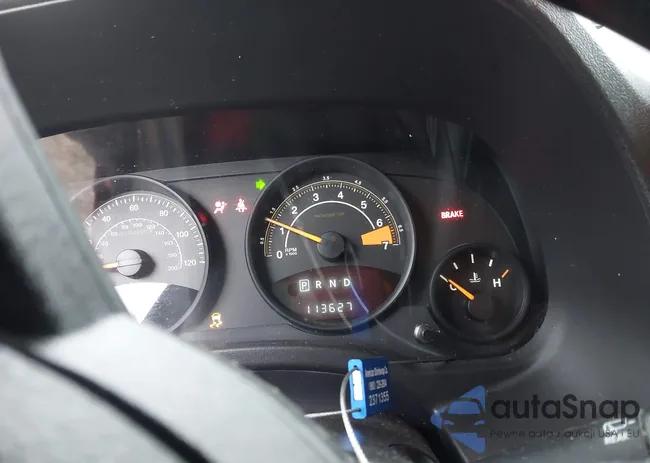 1C4NJRBB7HD144963: 44088126