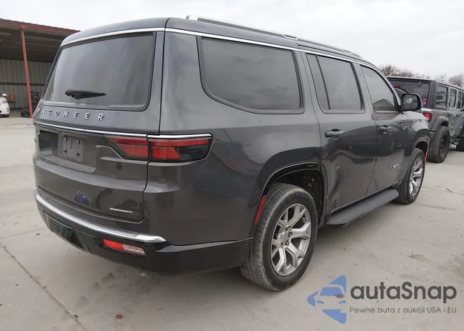 1C4SJUBT3NS144237: 44087334