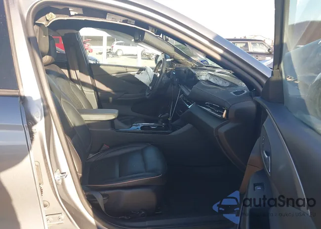 KL47LCE22RB024037: 44087384