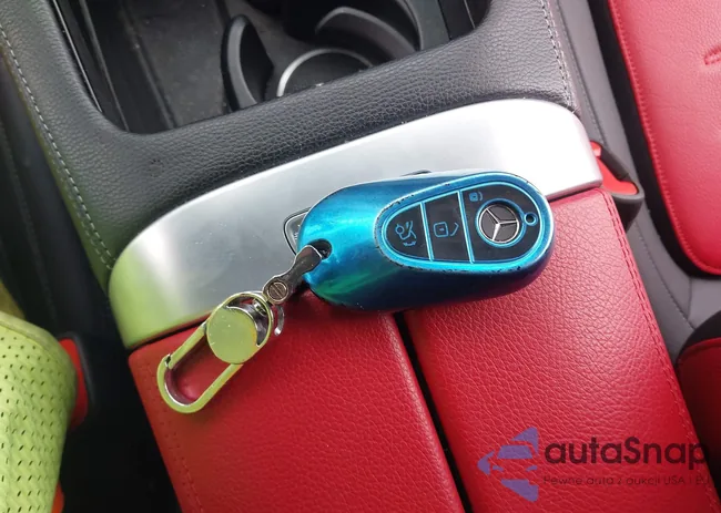 W1NKM4HB9RF140979: 44087444