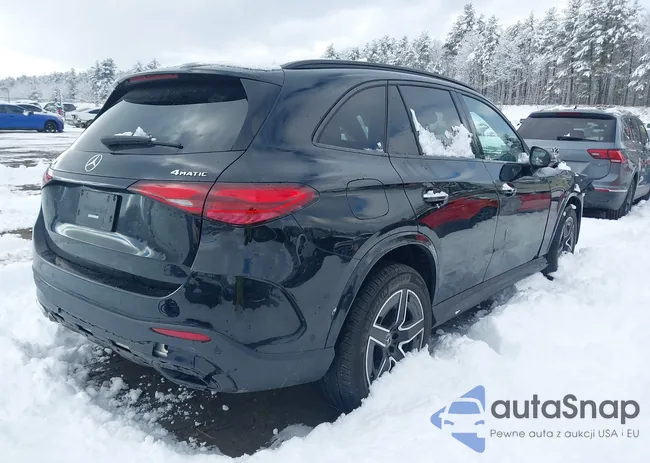 W1NKM4HB9RF140979: 44087444