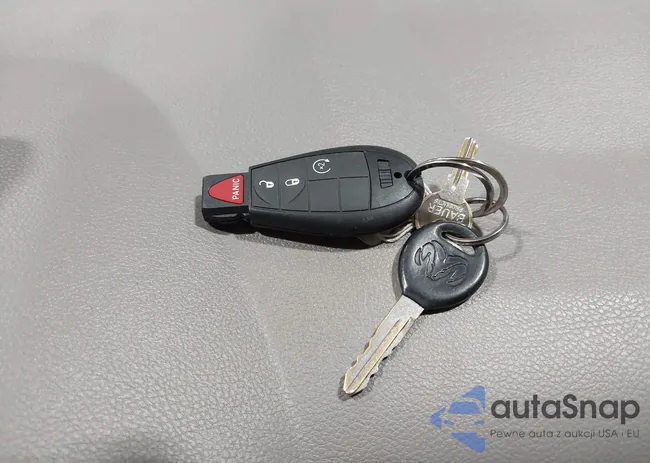 1D3HV18T29S795683: 44087536