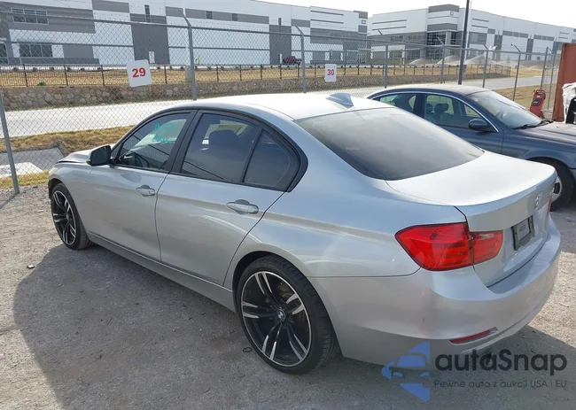 WBA3B1C58FK140201: 44088591