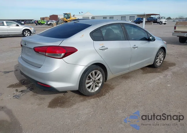 3KPFL4A75HE024043: 44088637