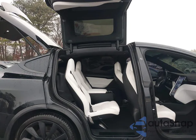 5YJXCBE26HF064875: 44088725