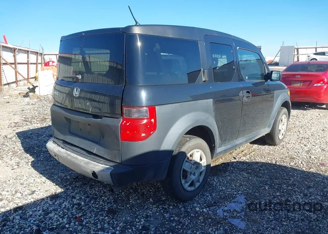 5J6YH18327L017028: 44088828