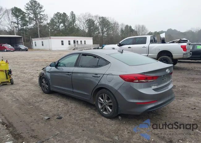 5NPD84LF0JH395495: 44088847